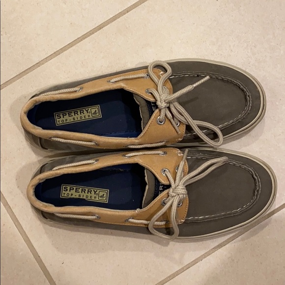 Sperry Boat Shoe - Picture 2 of 6
